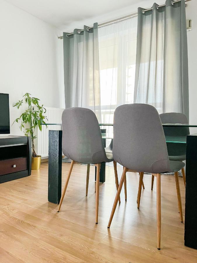 Warsaw Inside Apartments Exterior photo